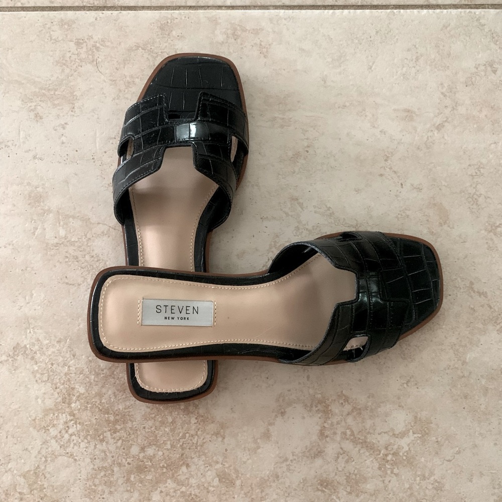 Steven Sandals